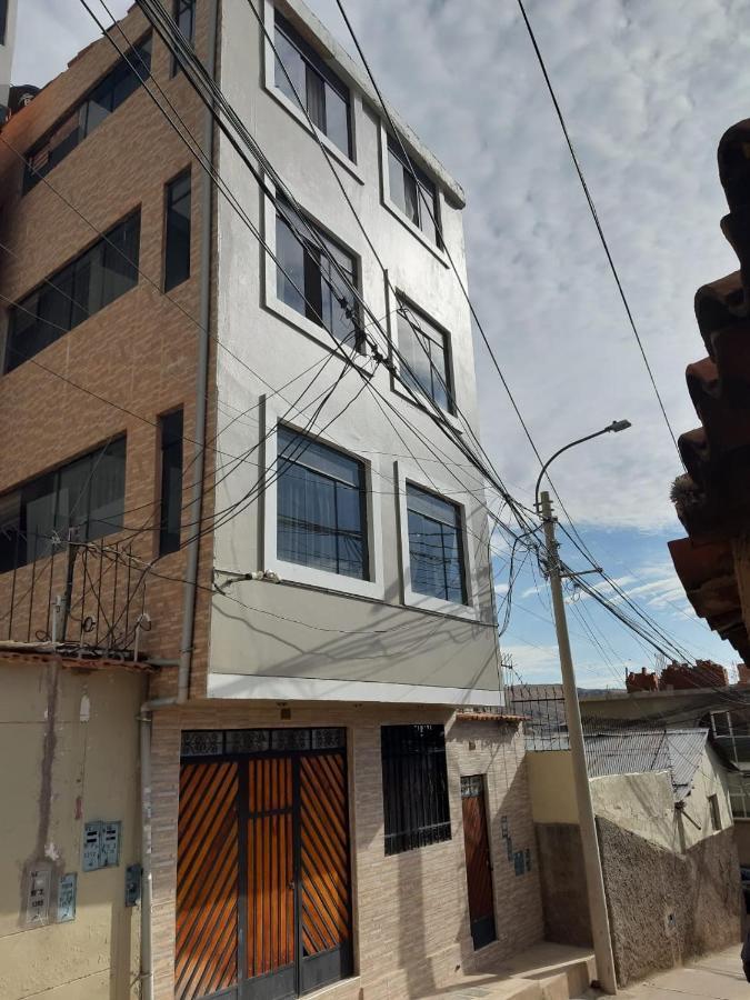 Bed and Breakfast Urpi Wasi Backpackers Puno Exterior foto